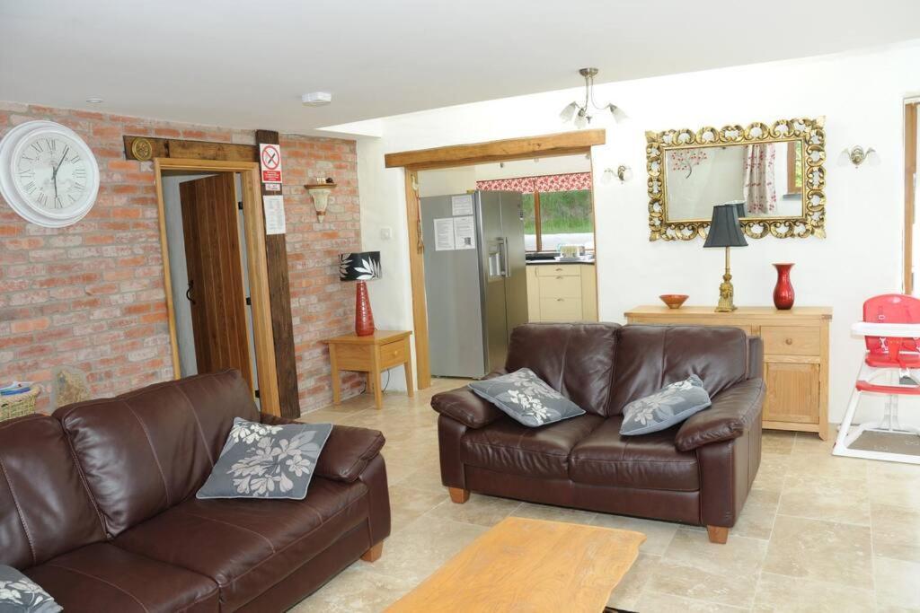 Ty-Hapus Cottage Jordanston Екстер'єр фото